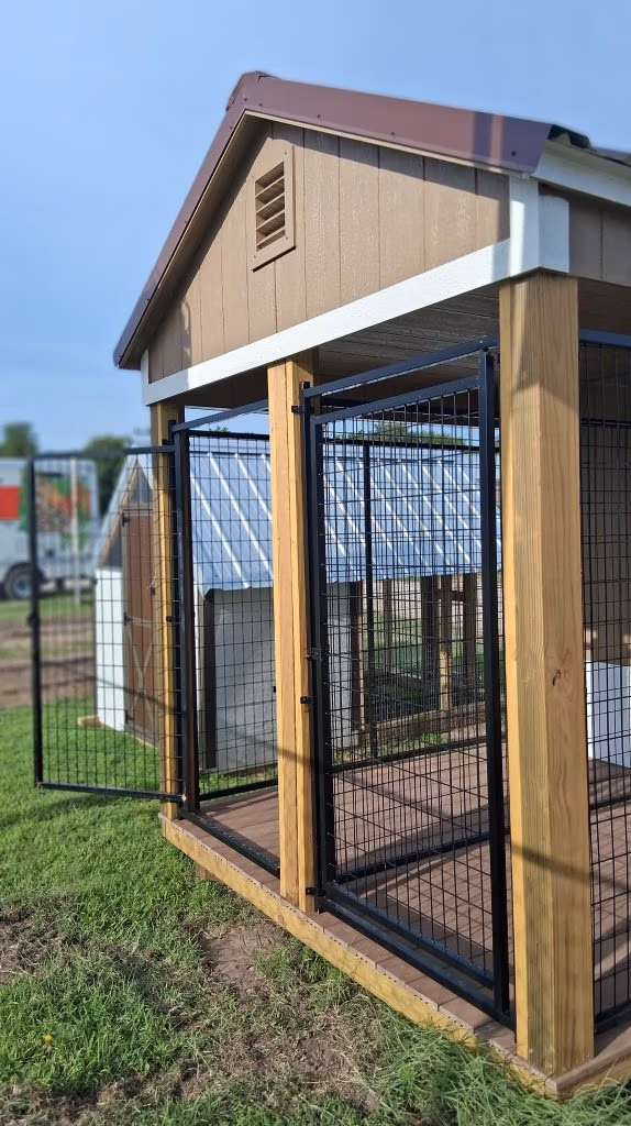 8x16 Dog kennel Brown Buckskin White Backyard Buildings BYB